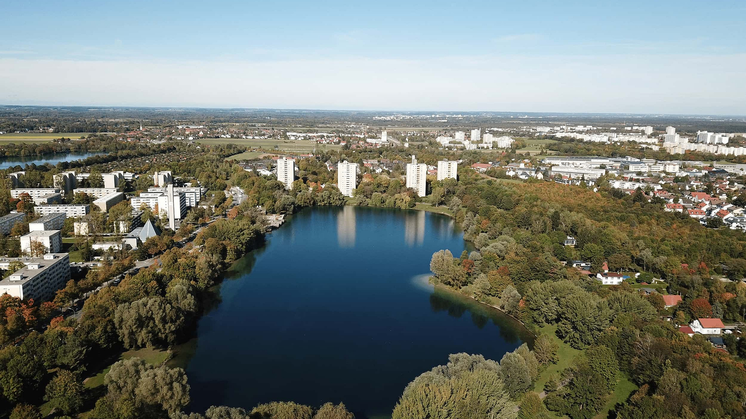Luftaufnahme des Lerchenauer Sees