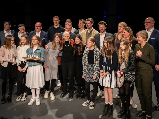 Gruppenbild vom Jane Goodall Institute