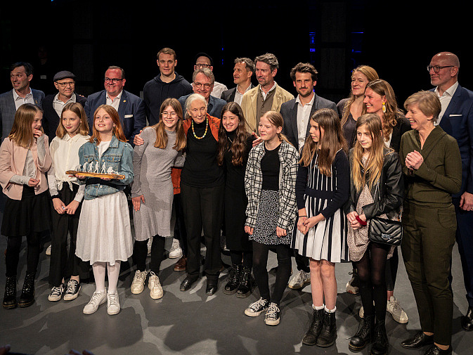 Gruppenbild vom Jane Goodall Institute